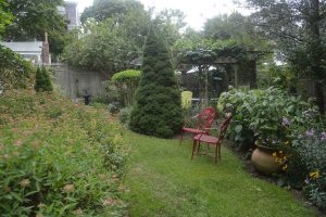 homes with great gardens