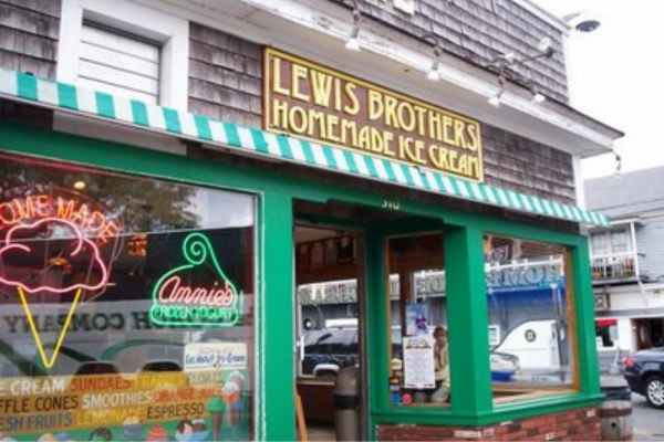 Lewis Brothers Ice Cream _ Provincetown